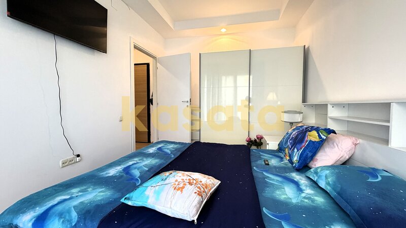 Cosmopolis, 2 camere, etaj 1, parcare, mobilat si utilat.